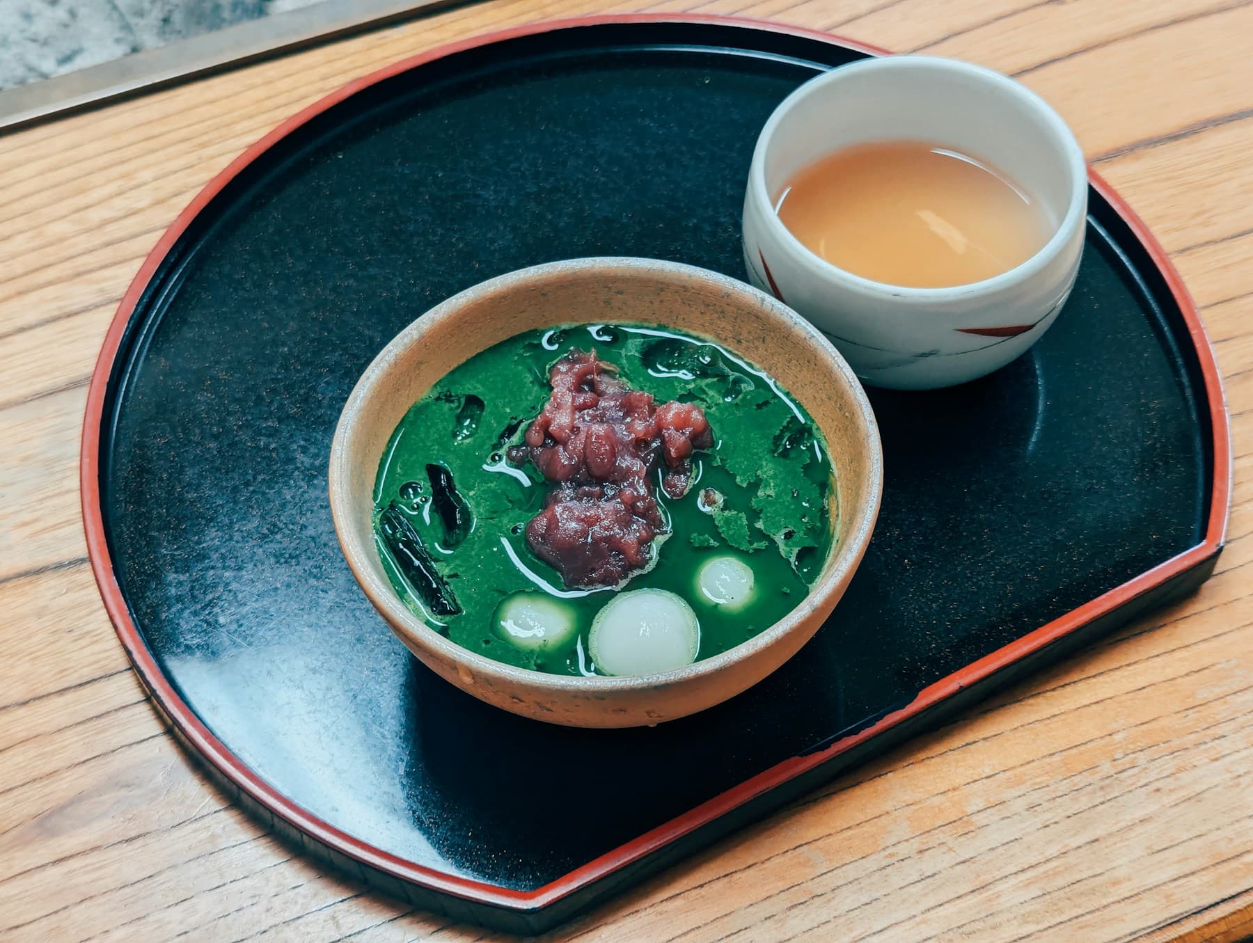 宇治のお茶と甘味。好きな味を楽しむイメージ・実写
